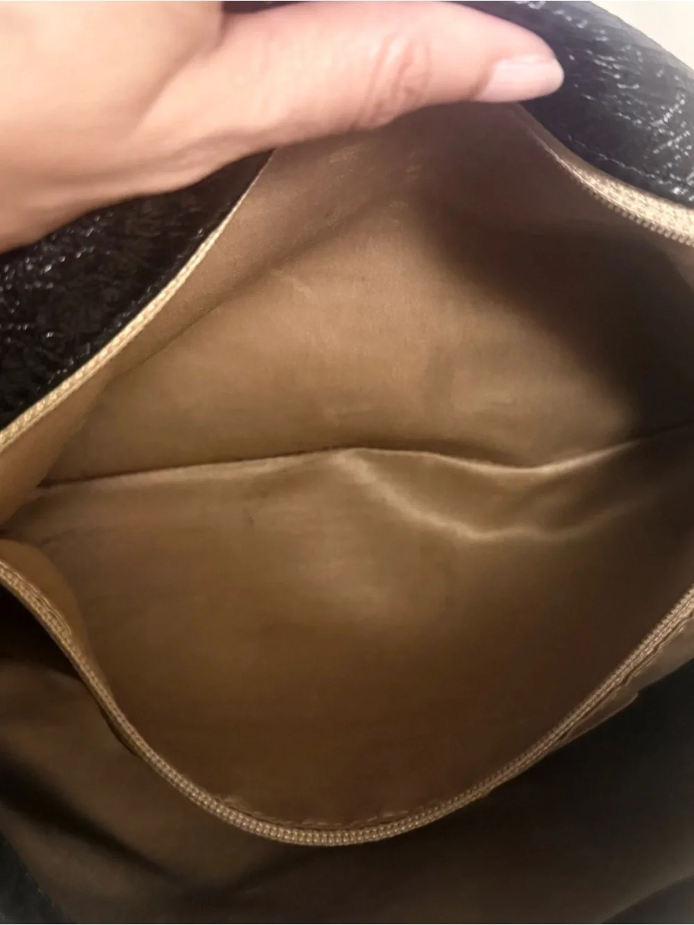 CHANEL Black Patent Leather Shoulder Bag with Gold Chain